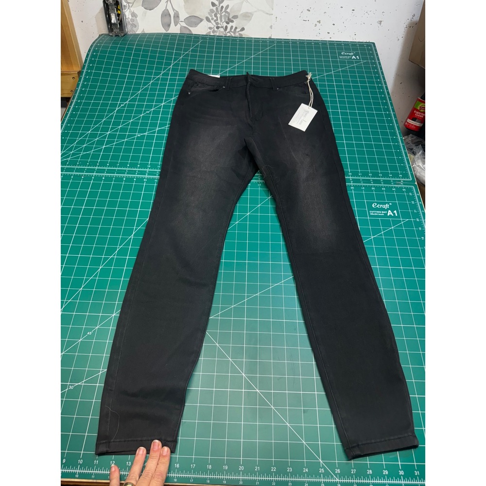 Grace & Lace Womens Size 12 Washed Black Skinny Jeans Stretch Denim Pants NWT
